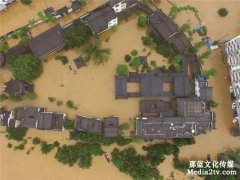 故事 | 在災(zāi)難的現(xiàn)場，這一切被航拍記錄了下來